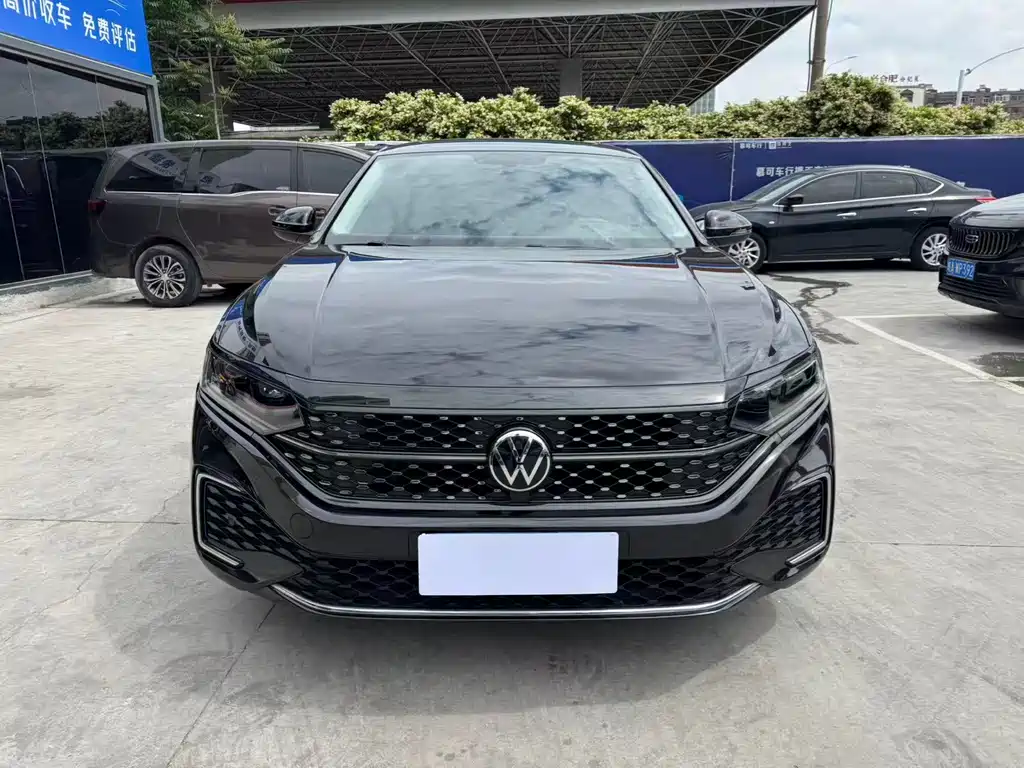 Volkswagen Passat 2021
