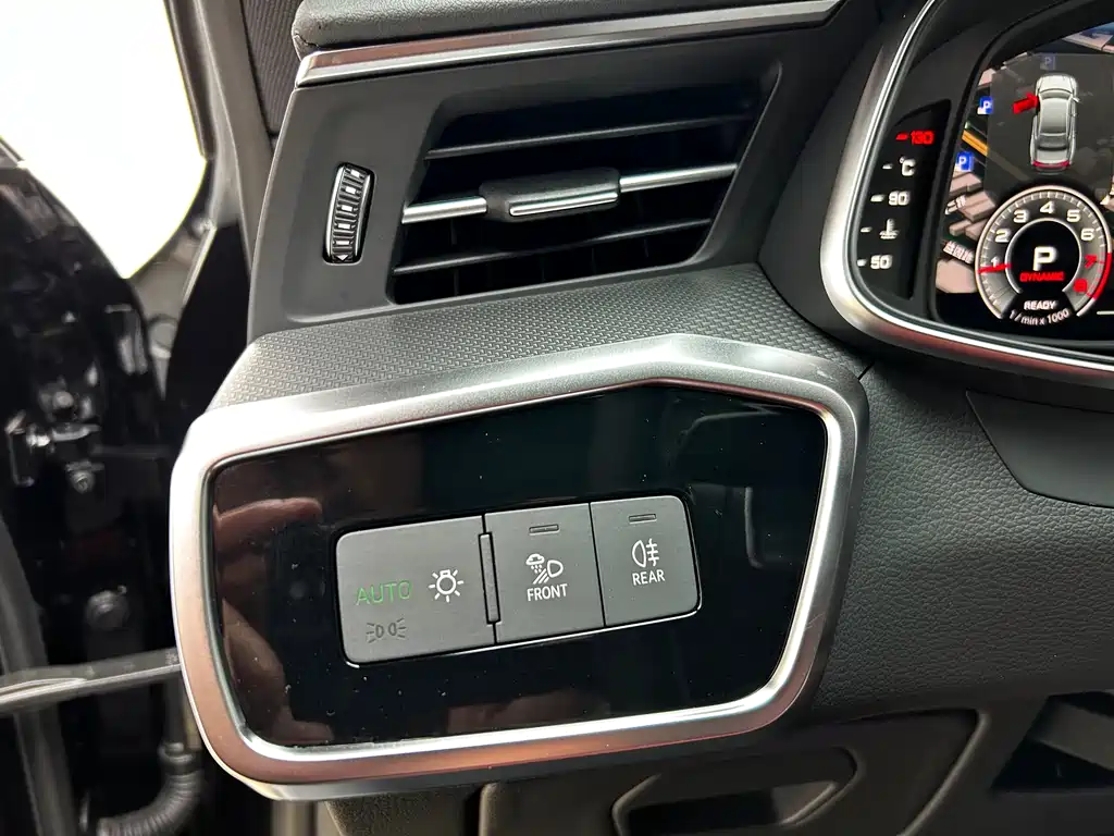 Audi A7L 2024 45 TFSI quattro S-line