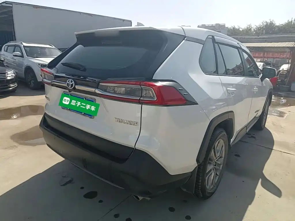 Toyota Wildlander — миниатюра 7