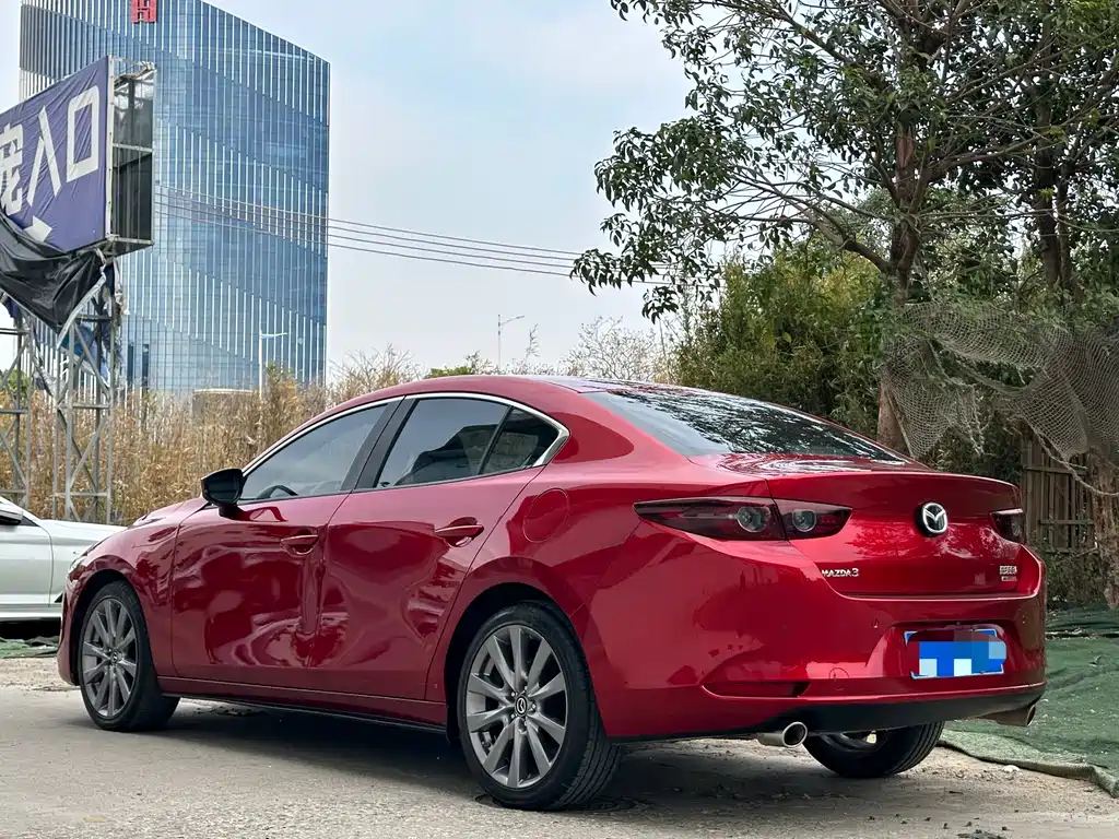 MAZDA 3 ANGKESAILA