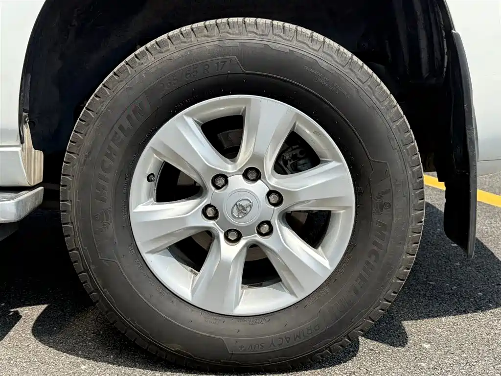 Toyota Land Cruiser Prado 2010 4.0L AT TX-L