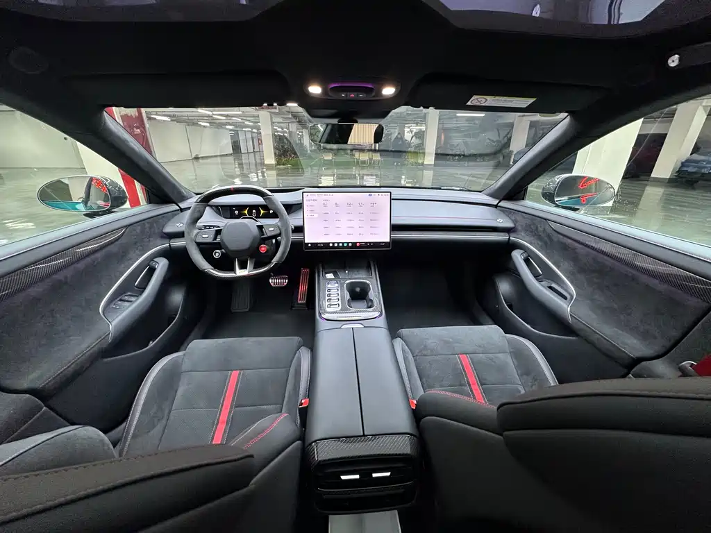 XIAOMI CAR XIAOMI SU7 ULTRA