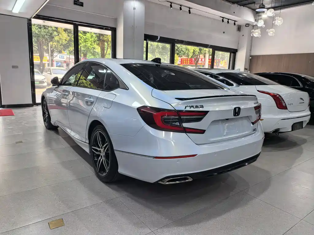 Honda Accord 2022 260TURBO Luxury