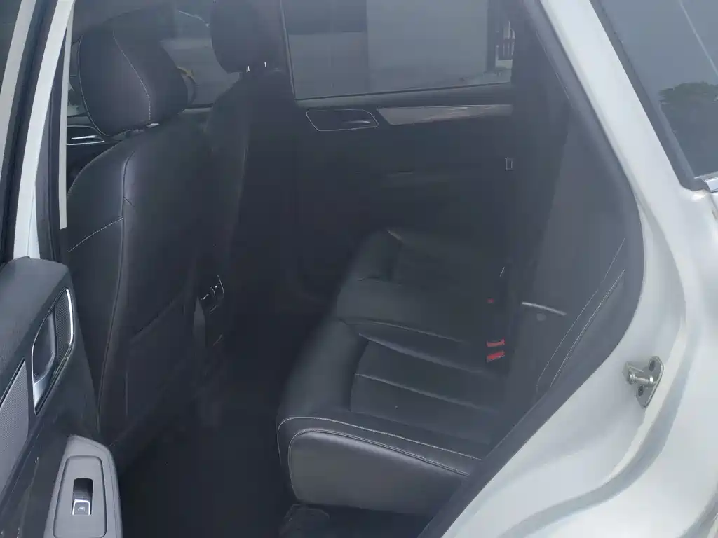 Roewe RX5 2019 20T AT 4G