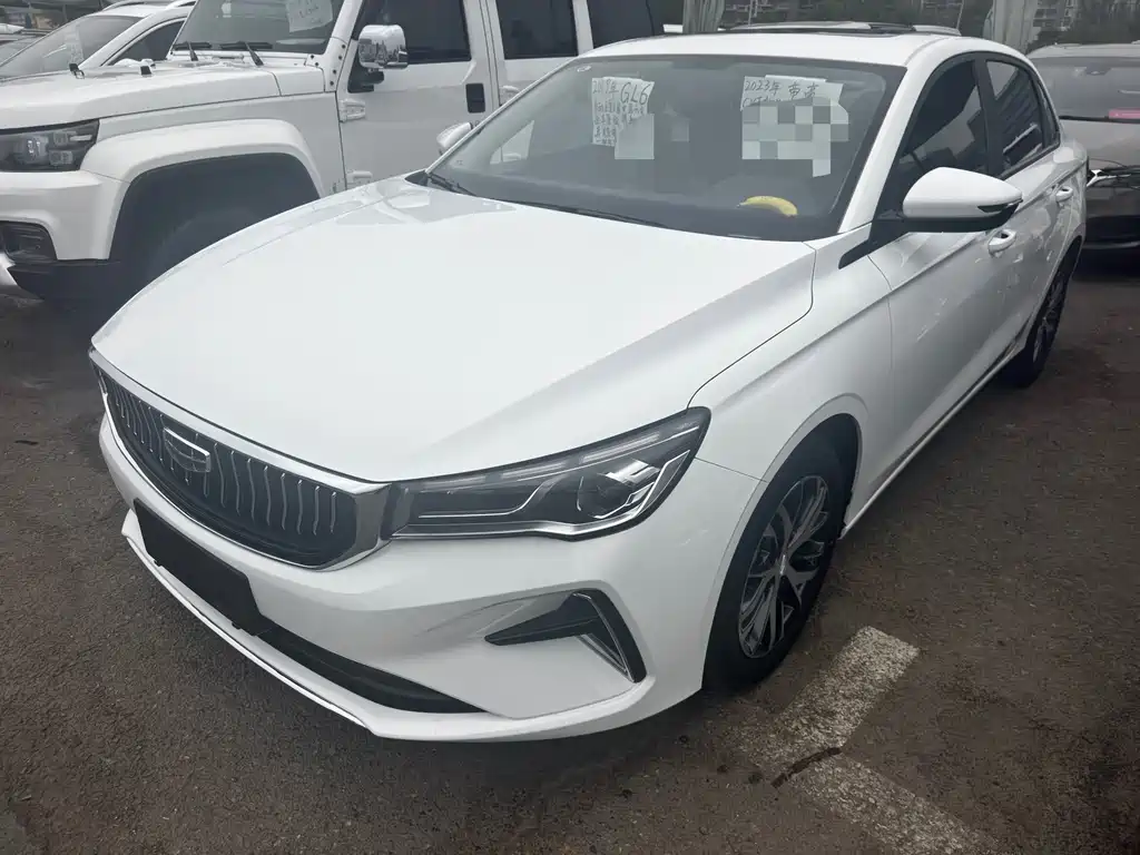 Geely Emgrand 2023