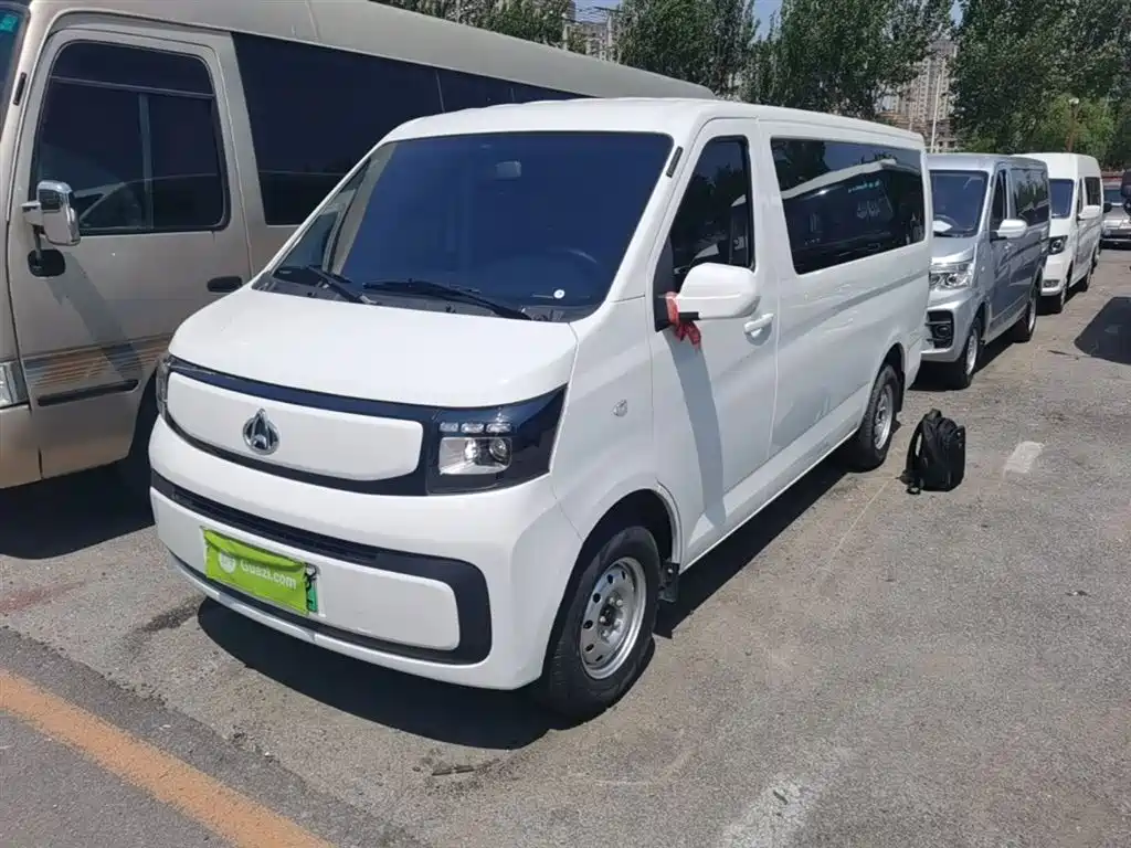 Kaicheng Ruixing EM80 2025
