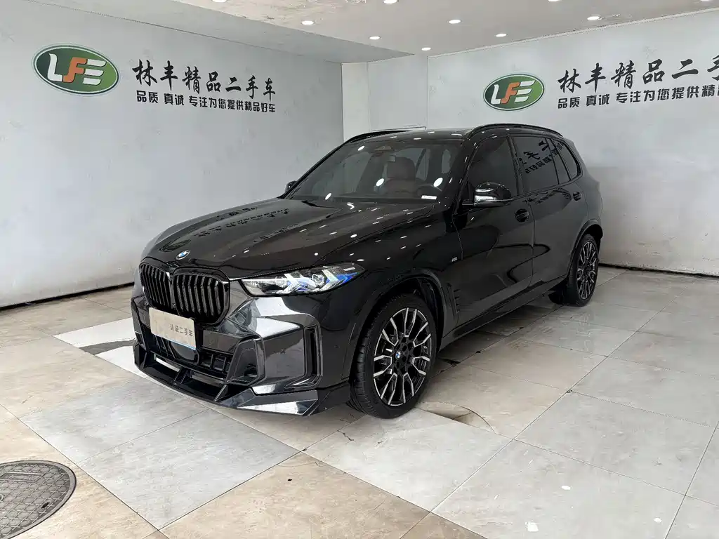 BMW X5 2025 xDrive 40Li M Sport