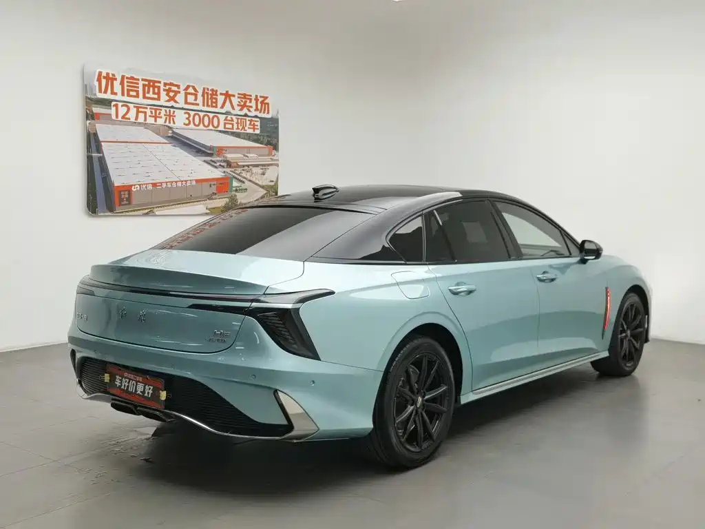 Hongqi H6 2023 2.0T
