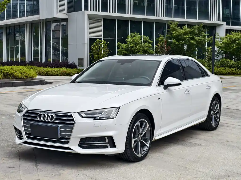Audi A4L 2018