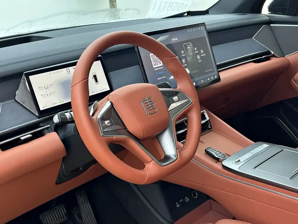 BYD Tang L L 2025 EV 670KM Flagship