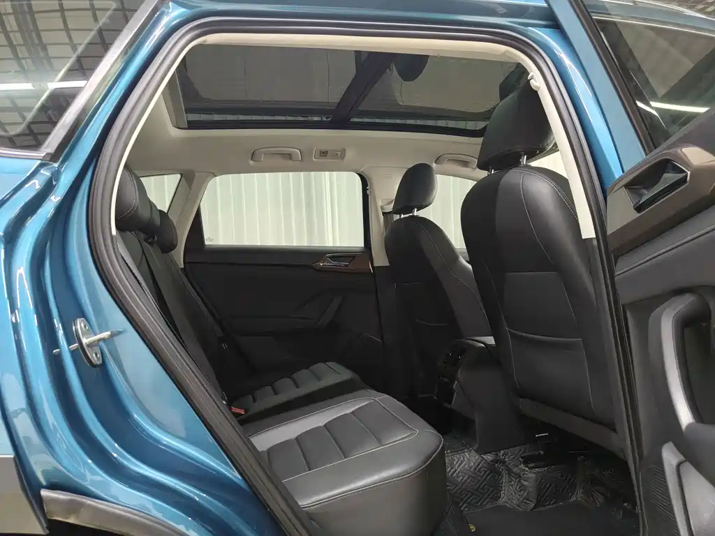 Volkswagen Tharu XR 280TSI 2WD Luxury Edition PLUS, фото 11
