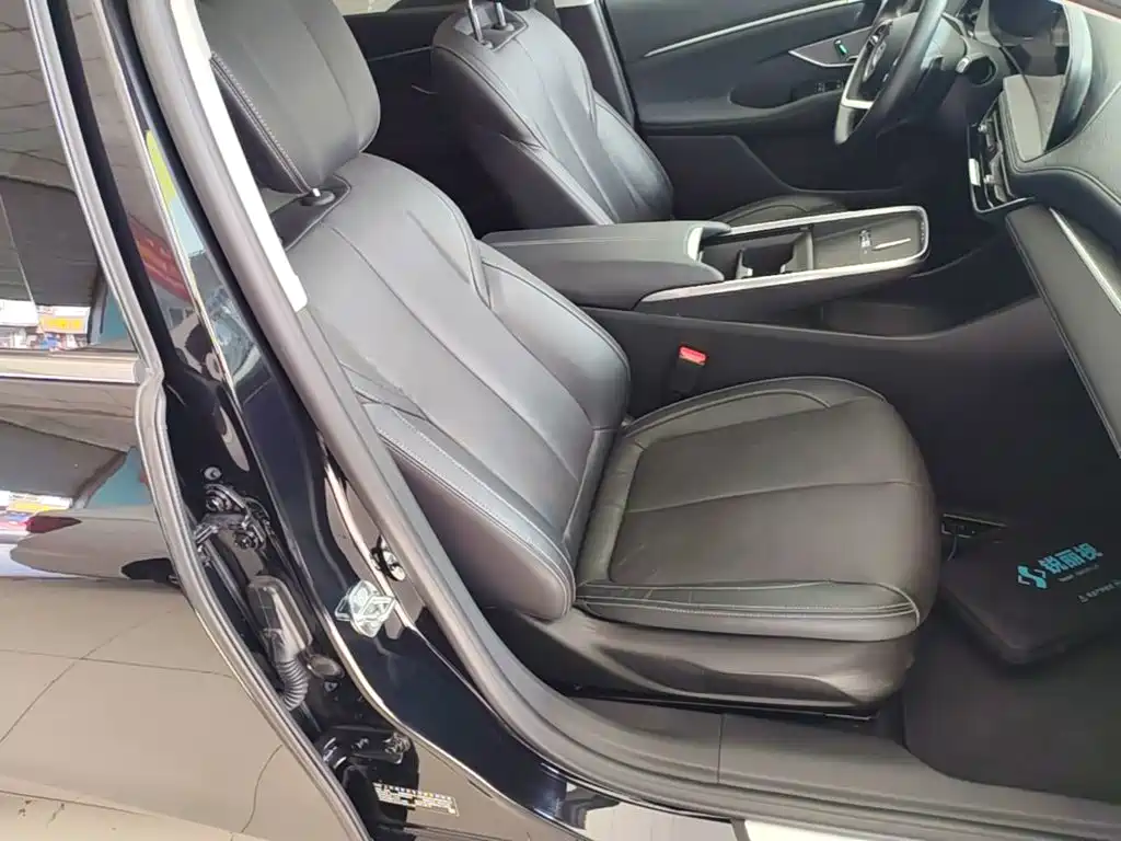 Buick LaCrosse — миниатюра 25
