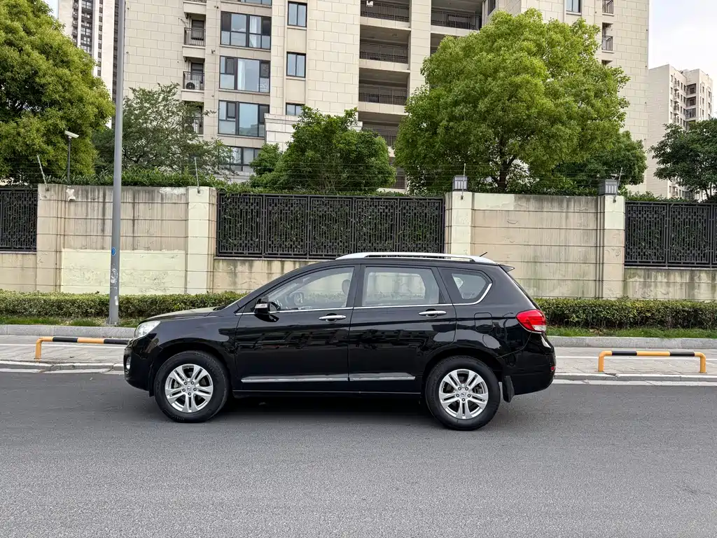 Haval H6 2011 2.0L MT Elite