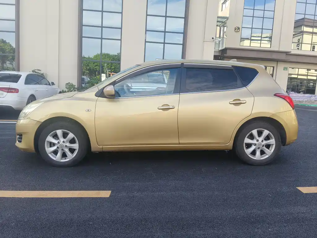 Nissan Tiida 2011 1.6L CVT
