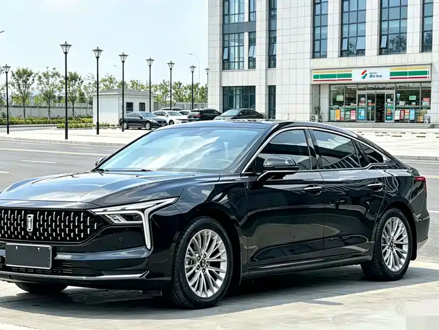 2022 Bestune B70