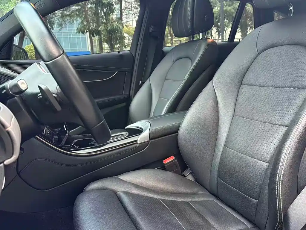 Mercedes-Benz EQC — миниатюра 7