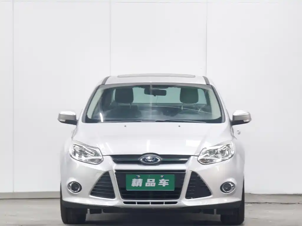 Ford Focus 2012 1.6L AT