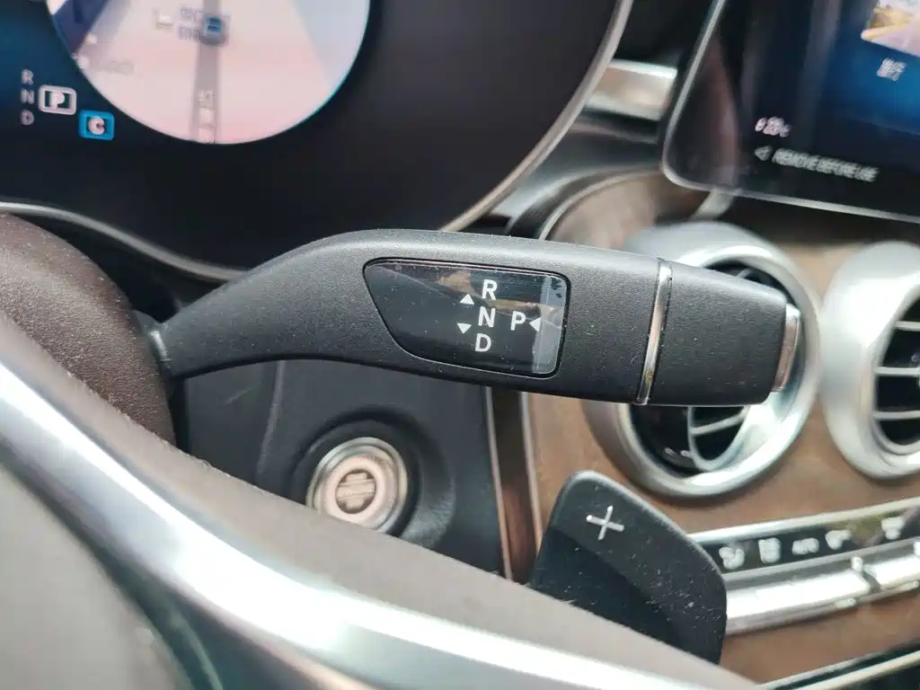 Mercedes-Benz GLC — миниатюра 10