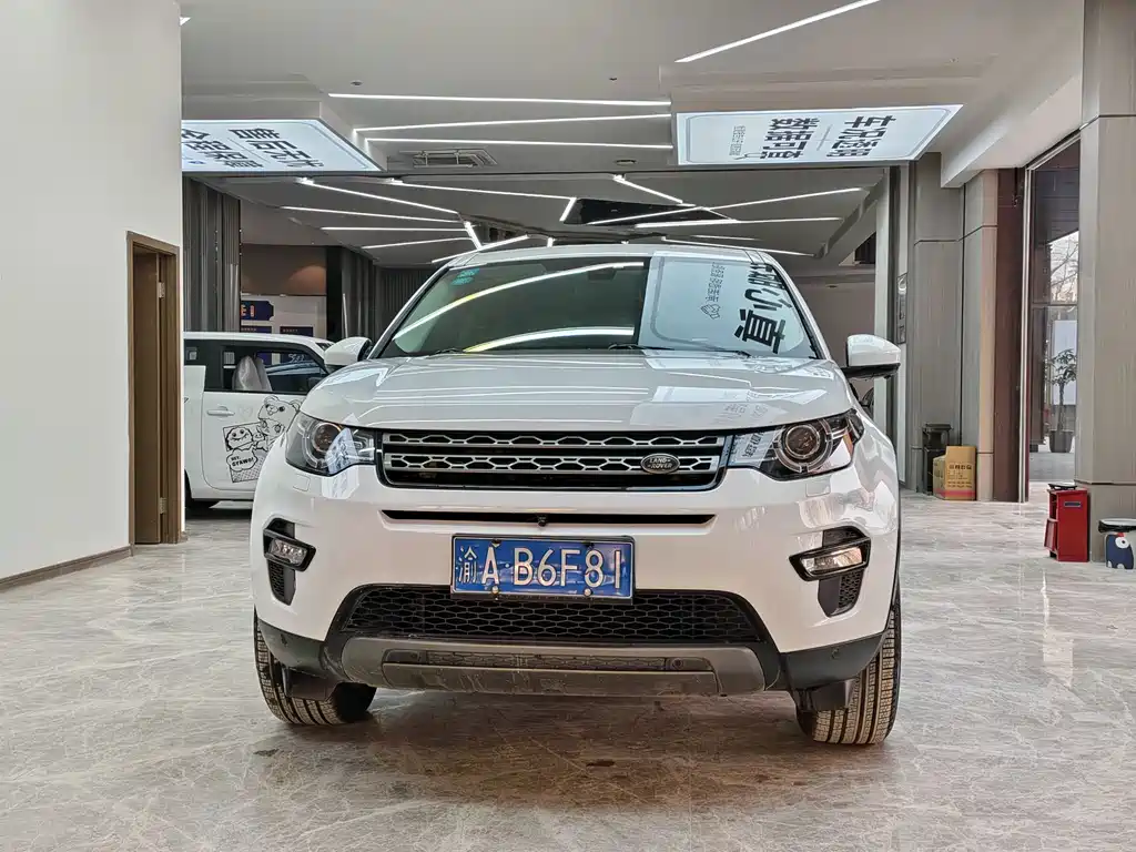 Land Rover Discovery Sport — миниатюра 2