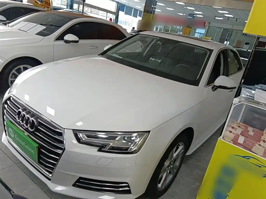 Audi A4L 2018