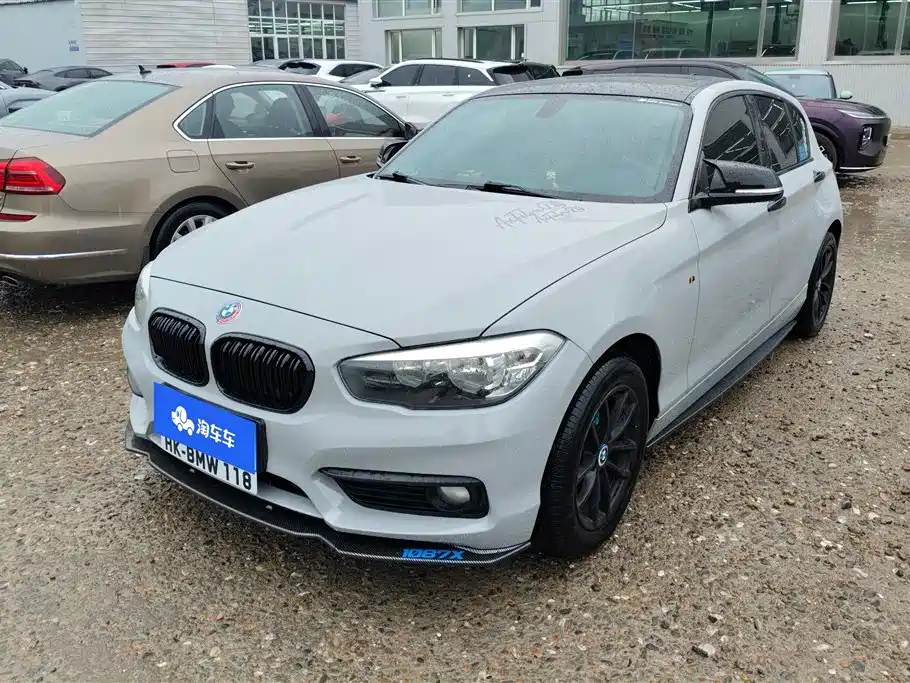 BMW 1 Series (Import) 2016