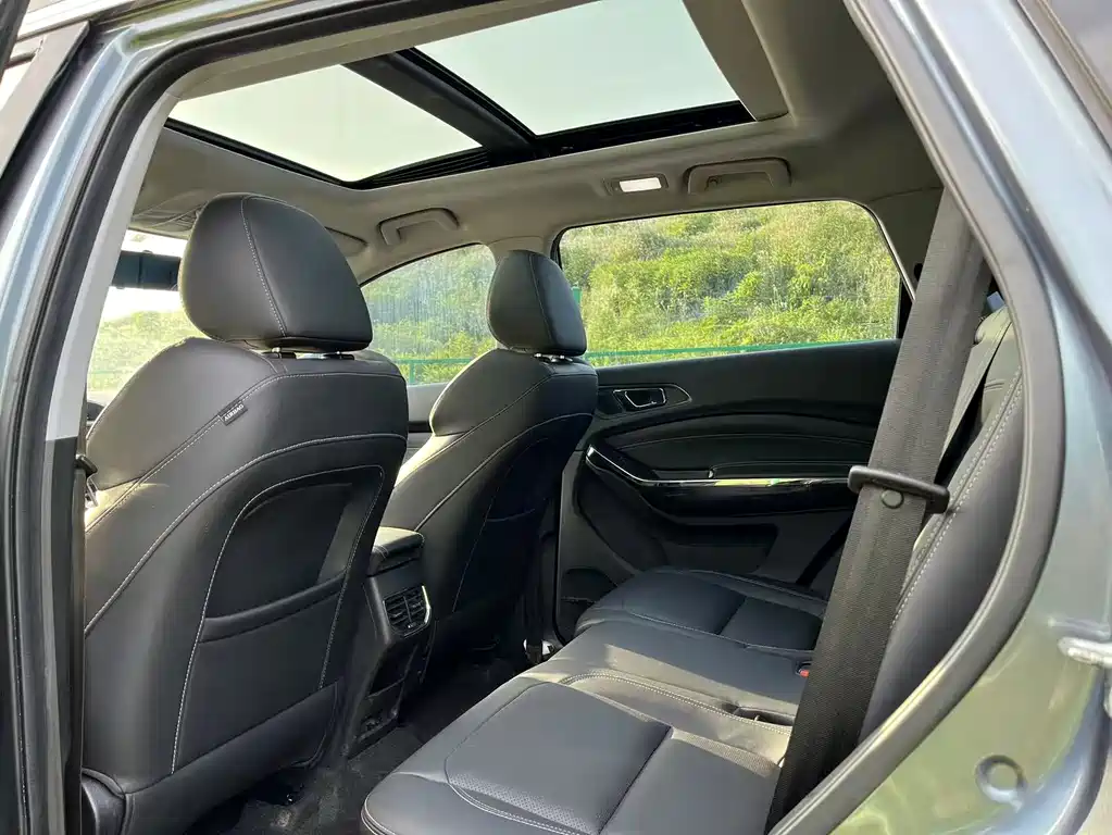 Chery Tiggo 8 - фото 12