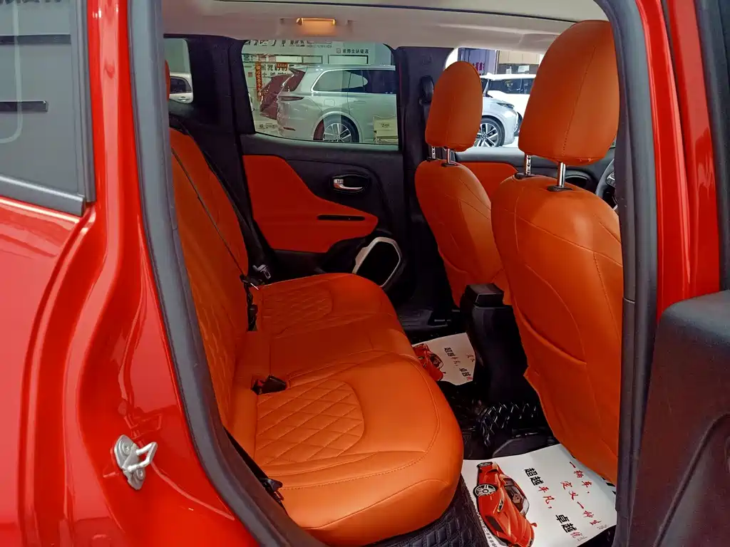 Jeep Renegade — миниатюра 21