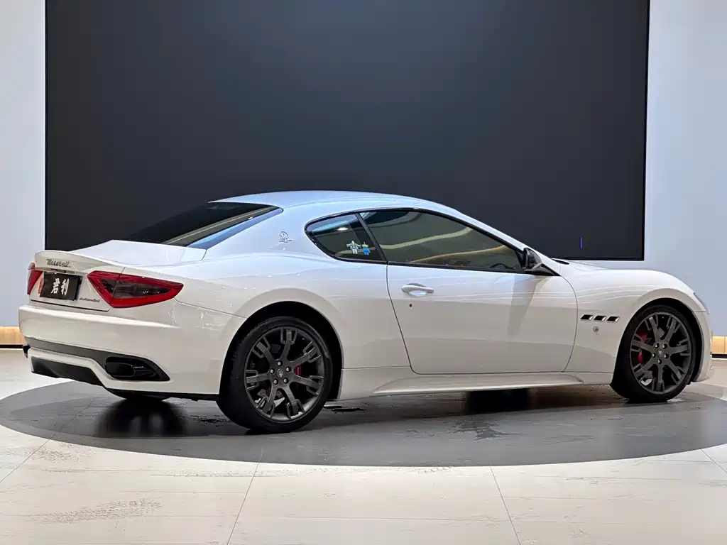 Maserati GranTurismo 2009 4.7L Sport Automatic