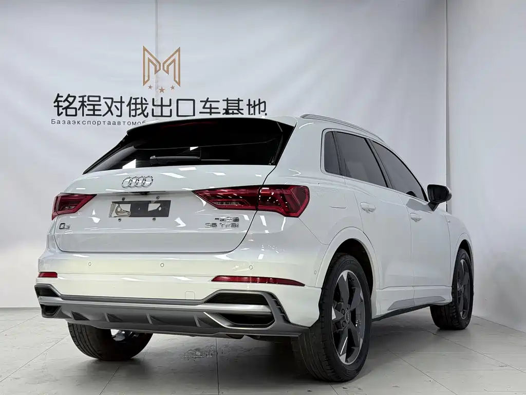 Audi Q3 2022 35 TFSI Fashion