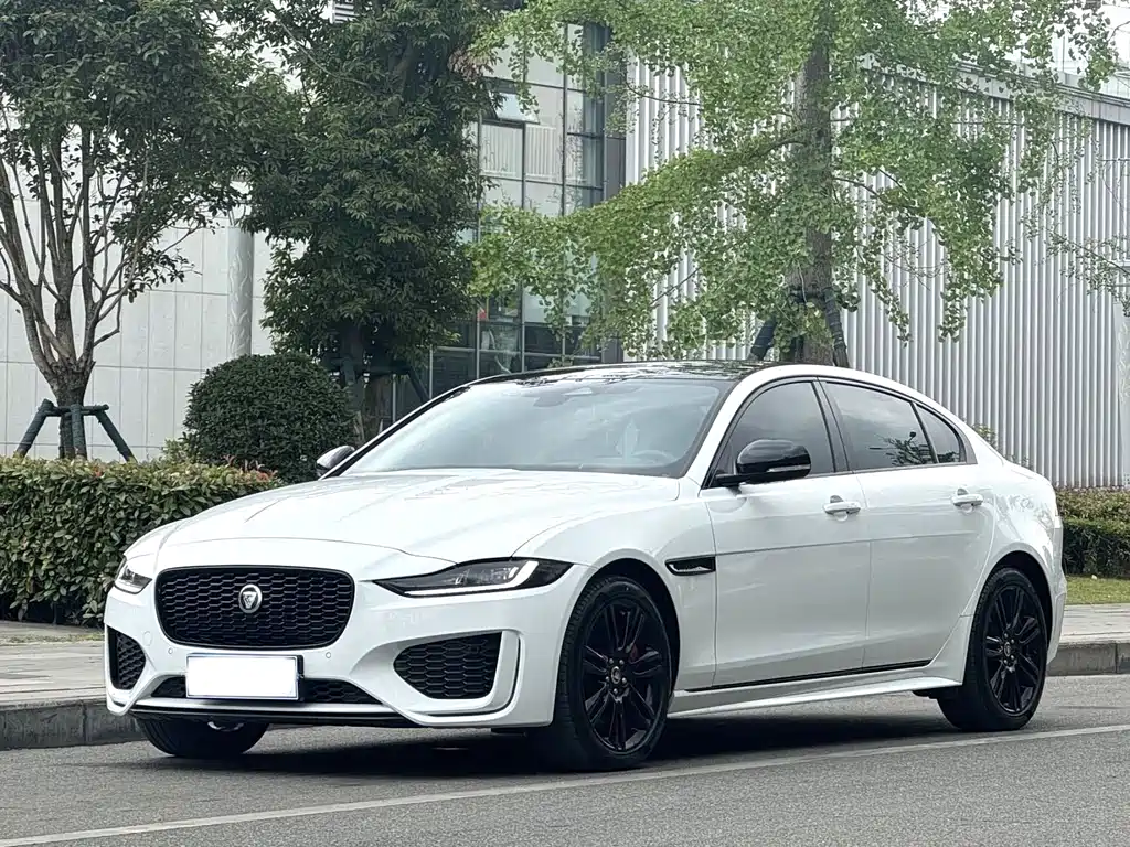 Jaguar XEL 2024