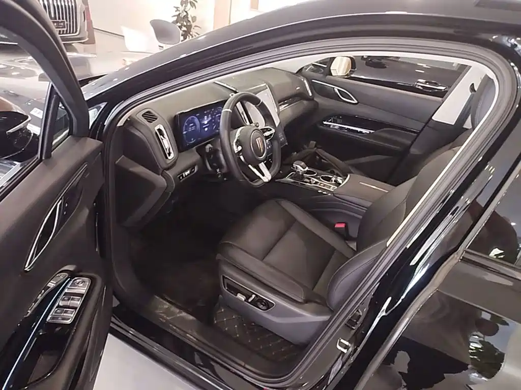 Hongqi Hongqi HS3 PHEV — миниатюра 16