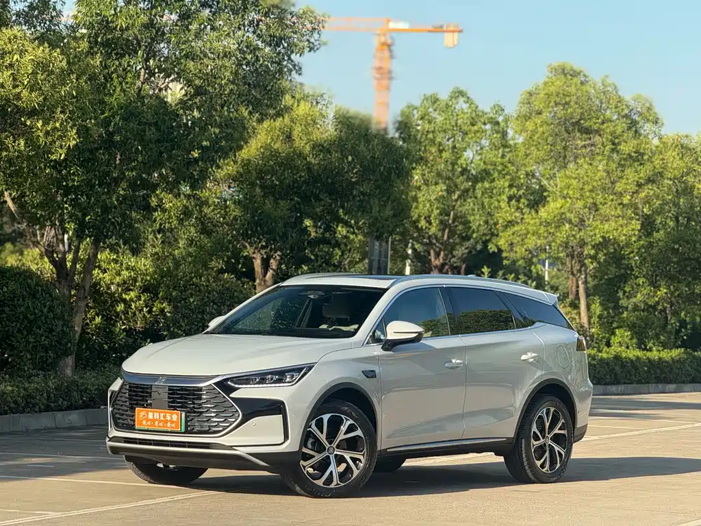 2025 BYD Tang - zdjęcie 1 z 12