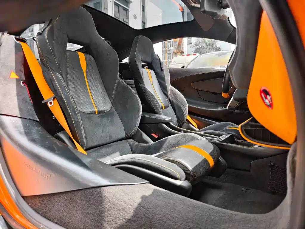 McLaren 570 2016 570GT 3.8T Coupe