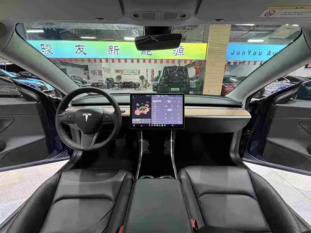Tesla Model 3 — фотографии объявления, Фото 7