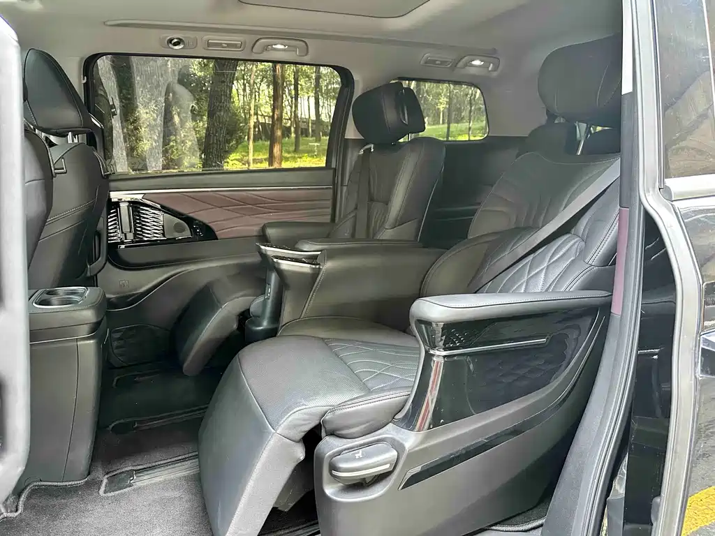 GAC Motor Trumpchi M8 — миниатюра 11