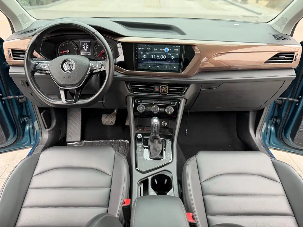 Volkswagen Tharu 2019 280TSI Comfort VI