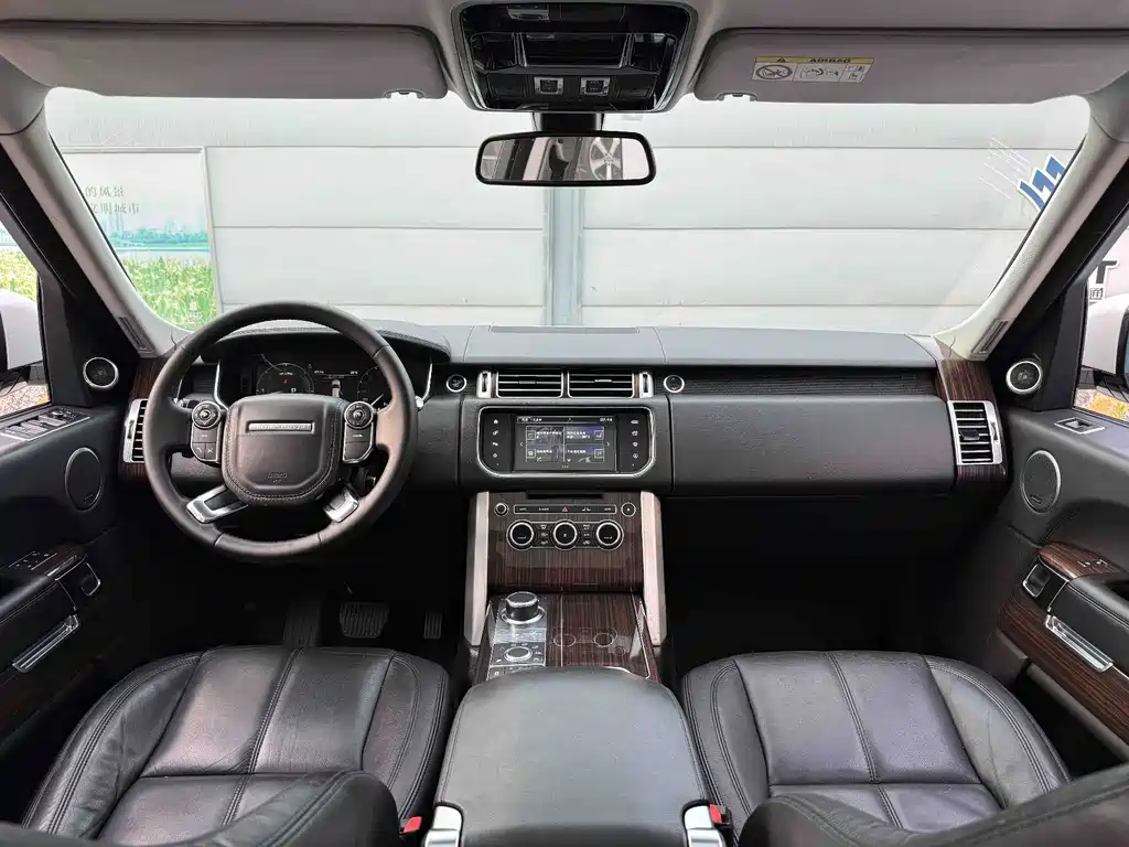 Land Rover Range Rover 2015 3.0 TDV6 Vogue