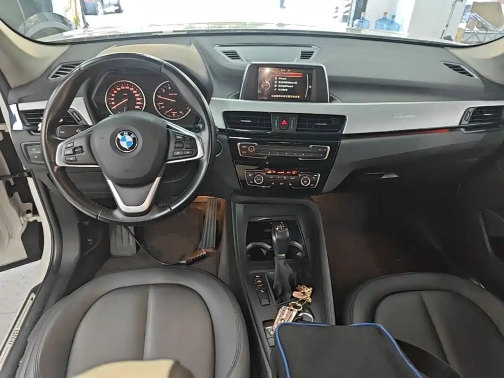 BMW X1 — миниатюра 10