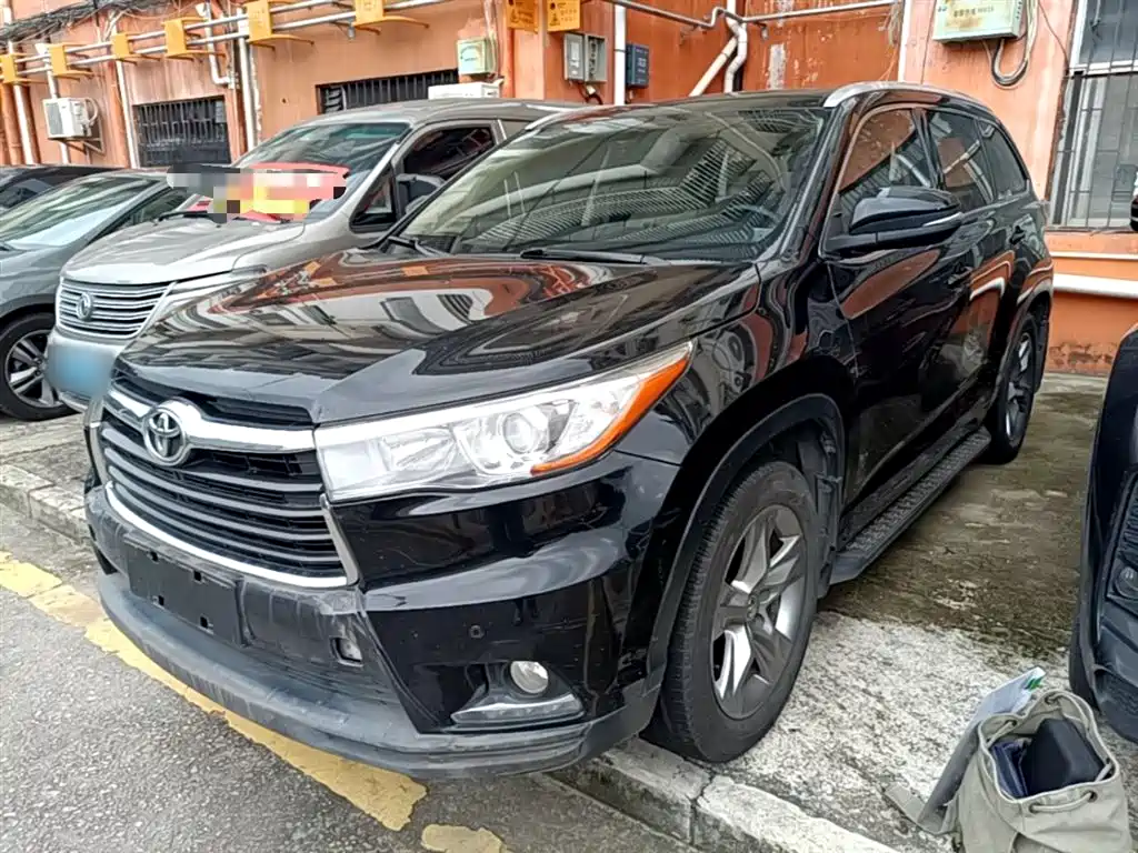 Toyota Highlander 2016