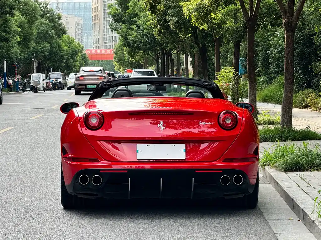 Ferrari California T — миниатюра 10