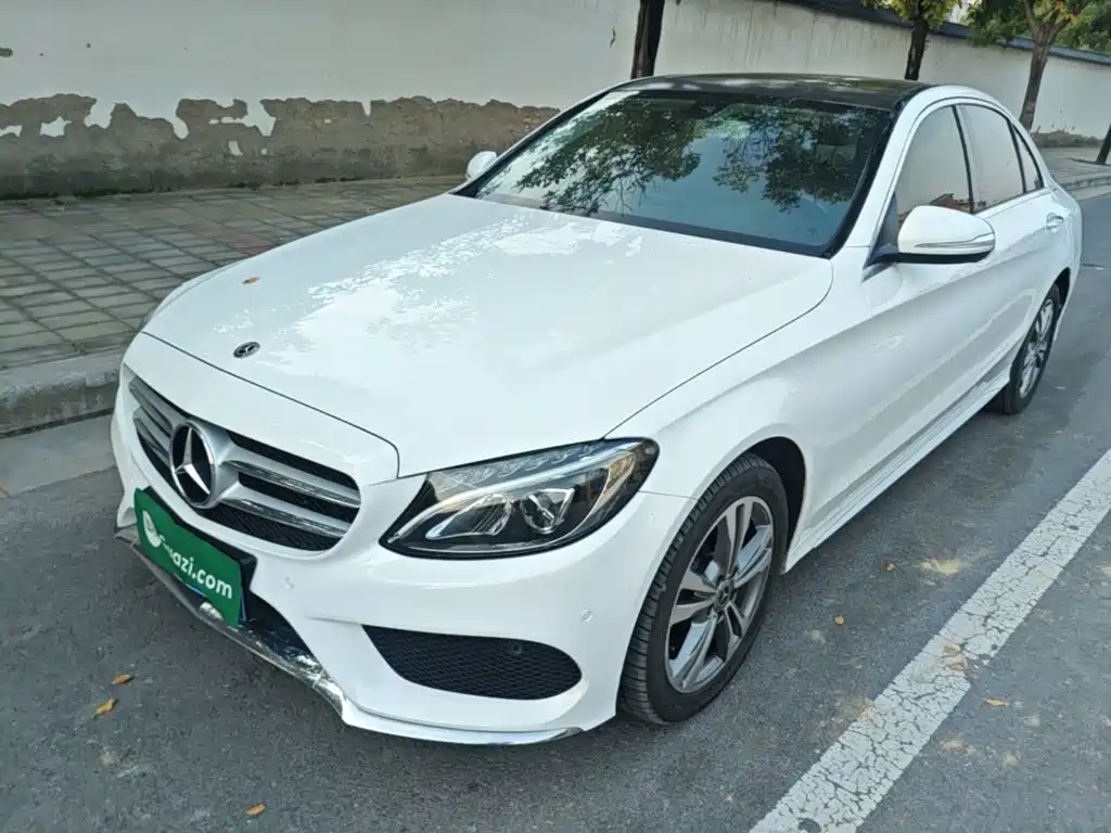 Mercedes-Benz C-Class — миниатюра 2