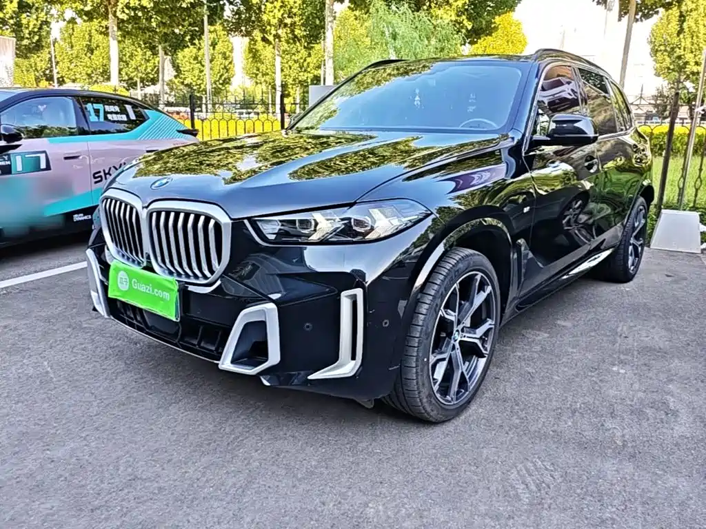 宝马X5 2023款 xDrive 30Li 尊享型M运动套装 2024
