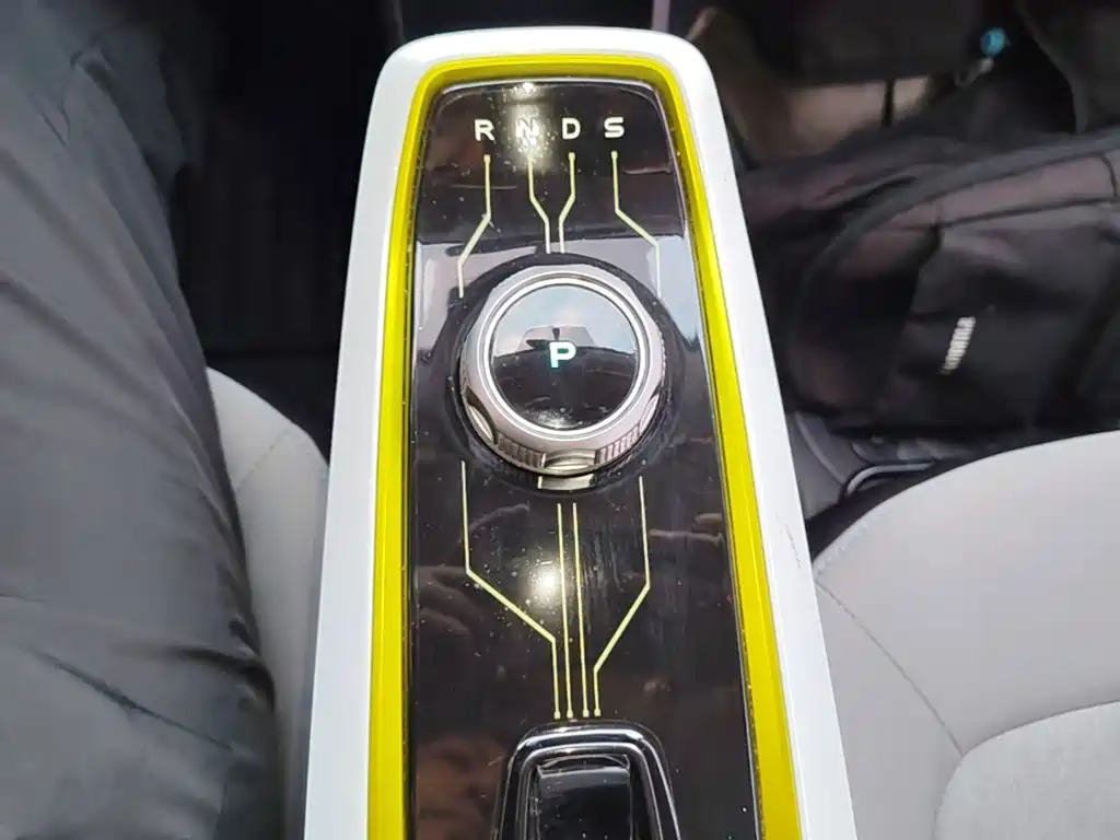 Changan Benben E-Star — миниатюра 14
