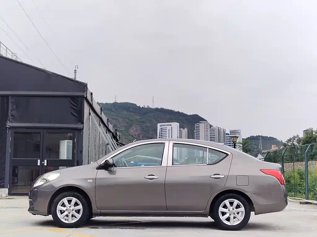 Nissan Sunny 2011 1.5XL CVT Luxury