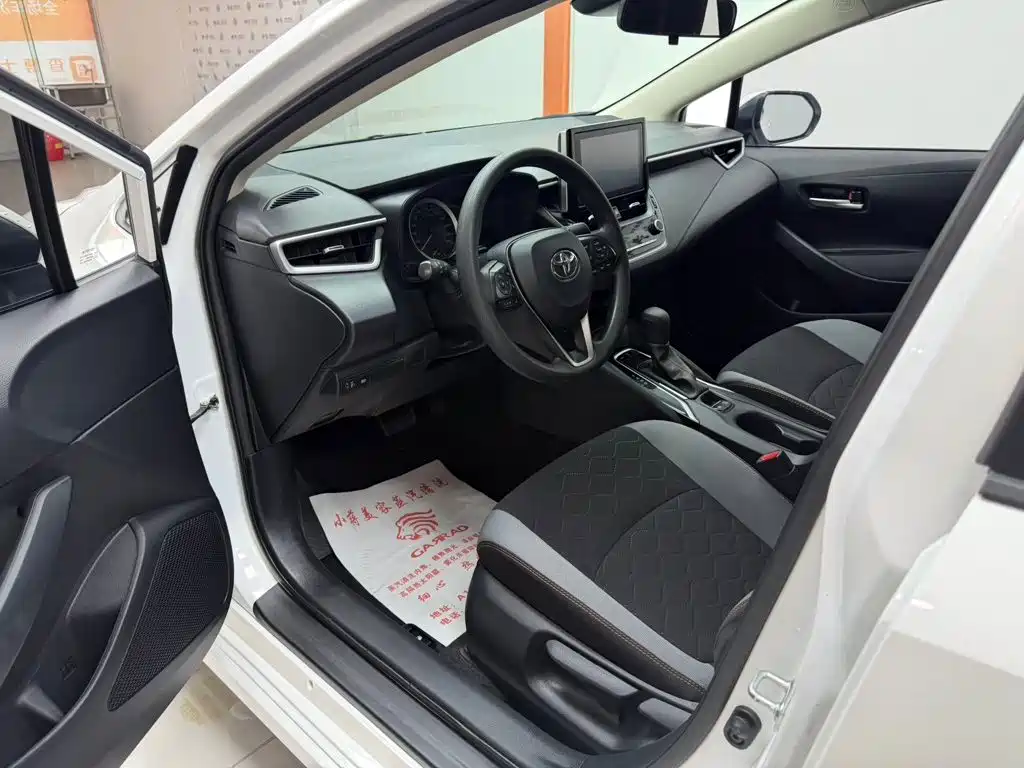 Toyota Corolla — миниатюра 7