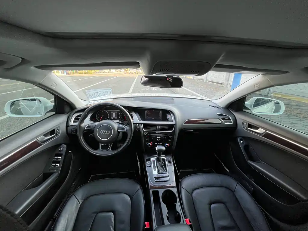 Audi A4L — миниатюра 7