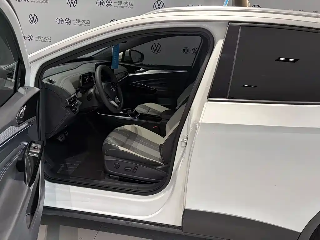 Volkswagen ID.4 Crozz — миниатюра 5