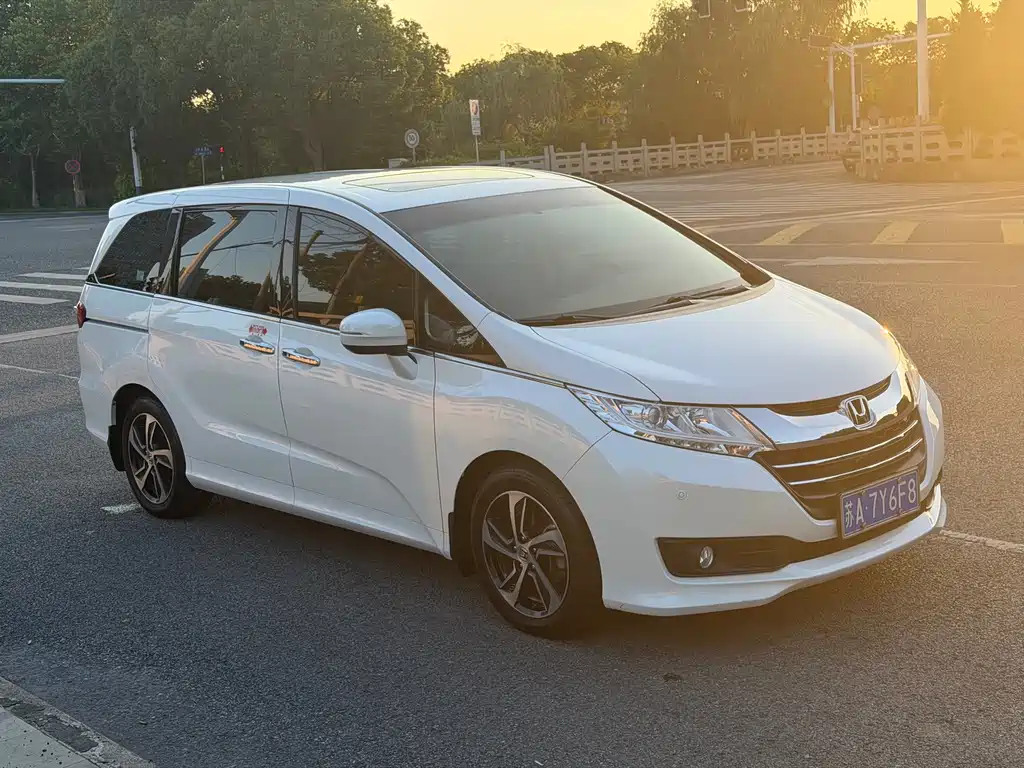 Honda Odyssey 2017 2.4L Luxury