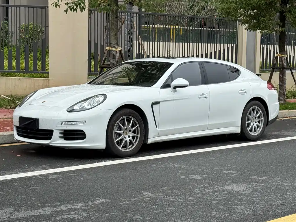 Porsche Panamera 2015
