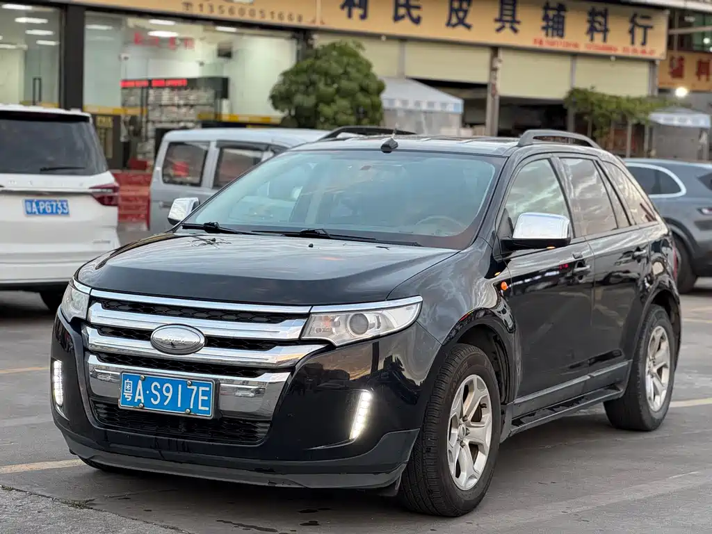 Ford Edge (Import) 2013